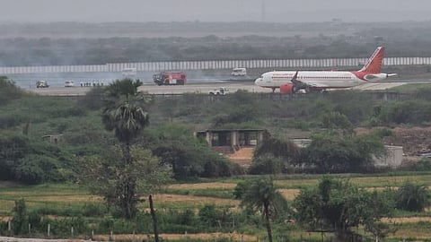 A sudden blaze sparked by a gas gun used to deter bird strikes led to a grassfire near the runway at Surat International Airport.