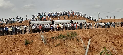 Farmer organisations, BJP and JD on Saturday staged a massive protest against the Hemavathi Express Link Canal Project near Gubbi in Karnataka. 