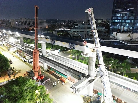 The U-girder is 33.33-metre-long, longest in India. Six girders were installed in total.