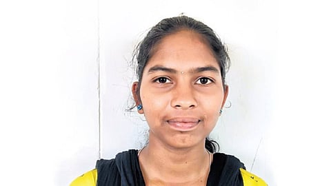 Tribal girl from TN's Kalvarayan Hills makes it to IIT, realises late father’s dream