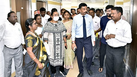 The inspection was attended by National Health Mission Managing Director Arunthamburaj, Vellore District Collector V R Subbulaxmi, Additional Director of Medical Education Dr Theranirajan, Principal of Vellore Government Medical College Hospital Dr Rohinidevi, and other senior officials.