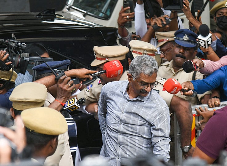 Phone-tapping case: SC directs former Telangana SIB chief to surrender by 11 am on Friday
