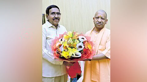 On Tuesday, the team reached Lucknow, where they were received by Mayor Sushma Kharakwal and Commissioner Gowrav Kumar. 