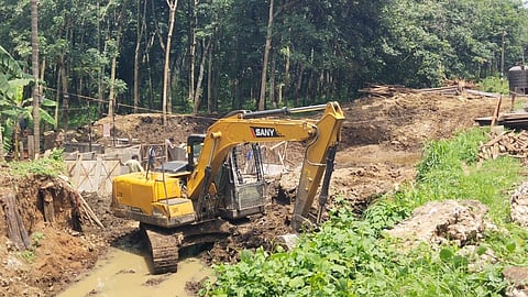 The 24-km long Ananthanar channel starts at Surulacode.