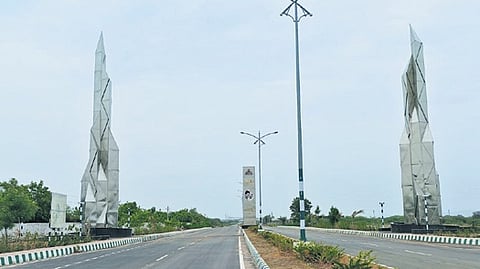 Designed as a skill and industrial hub, the park will support engineering graduates in Rayalaseema with technical training, modern equipment, and business opportunities.