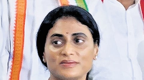 Talliki Vandanam excluded 20 lakh students: APCC president Sharmila