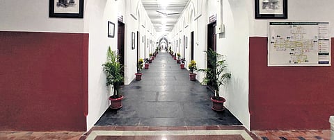 The restoration work involved nearly 300 labourers working in shifts around the clock 