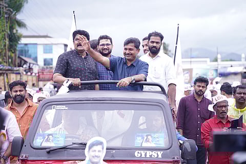 The road show by Swaraj will conclude after passing through various areas of the constituency.