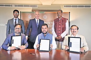 Deputy CM KV Singh Deo with ex-PM of UK Tony Blair