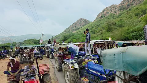The protesting farmers attempted to enter the city with their tractor convoy but were stopped by the police in Alwar on Wednesday.
