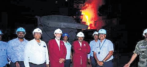 Union Minister H.D. Kumaraswamy visited the Salem Steel Plant and reviewed the operations of the facility and went on to call for profitability of the plant. 