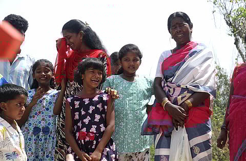 Kin of hooch tragedy victims pays perform rituals during a ceremony held on the 1st Anniversary for the victims.