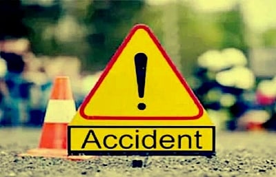 Three killed, 15 injured as MUV crashes into tree in MP's Shahdol 