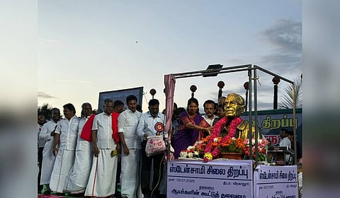 MP Kanimozhi,ministers and alliance party leaders unveiling  the statue of Stan Swamy at Viragalur , Lalgudi near Tiruchy on Saturday 