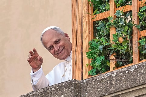  Pope Leo XIV arrives at the papal summer residence in Castel Gandolfo south of Rome for a six-week vacation, Sunday, July 6, 2025