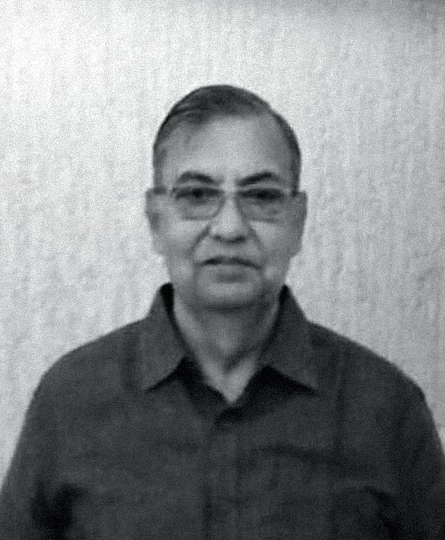 Senior journalist Manash Ghosh  