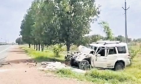 Four killed, six injured as Scorpio rams into tractor in Andhra