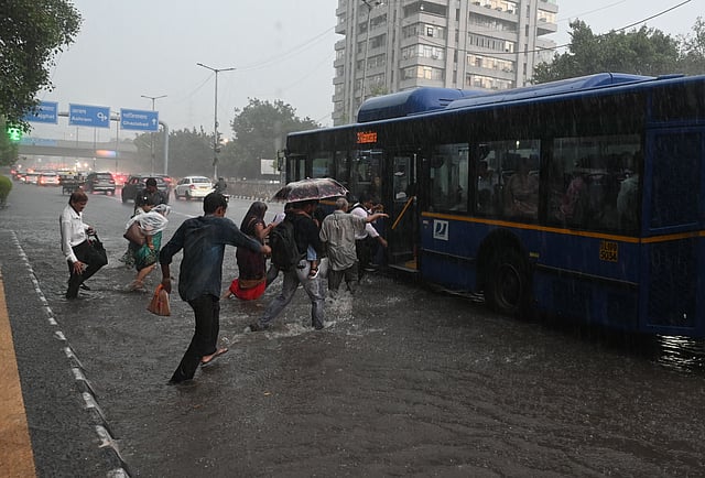 Heavy rains in Delhi.