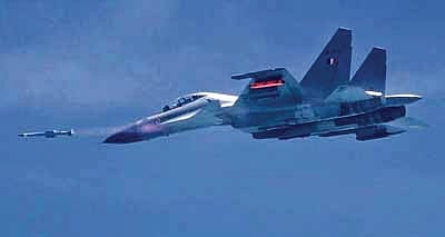 Astra missile being test fired from Sukhoi 30 MK-I aircraft 