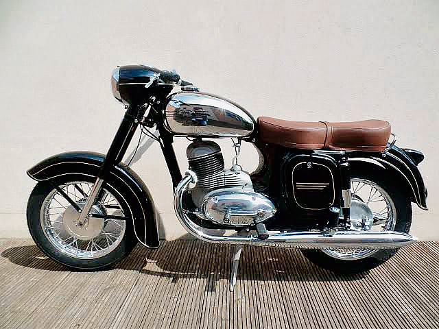 Another Jawa yesteryear sensation