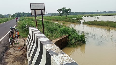Fields in Aushgram in East Burdwan district have been flooded due to the release of water.