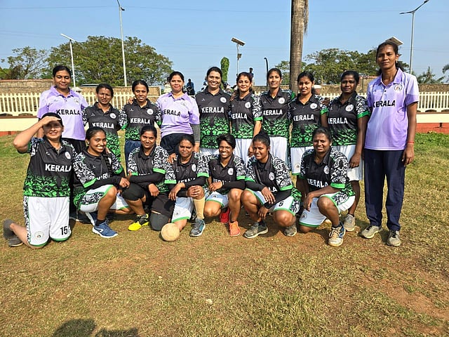 Yoha Gibin’s mother Tima K T and her handball teammates