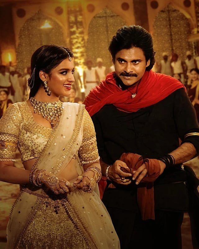 A still from Hari Hara Veera Mallu featuring Nidhhi Agerwal and Pawan Kalyan