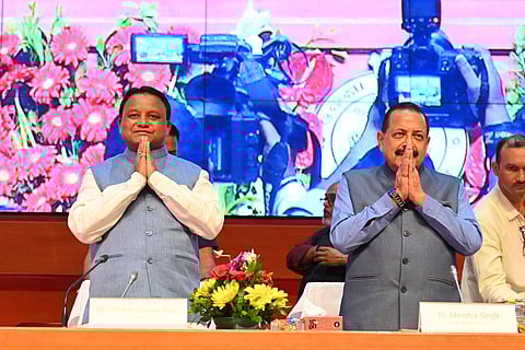 CM Mohan Majhi and Union Minister Jitendra Singh attend a National Conference on Good Governance Practices at Lokaseva Convention Hall in Bhubaneswar on Thursday. 