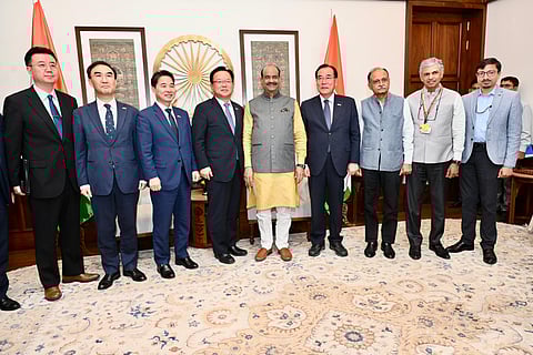 Speaker Om Birla met with a parliamentary delegation from the Republic of Korea, led by former Prime Minister Kim Boo Kyum, at the Parliament House.