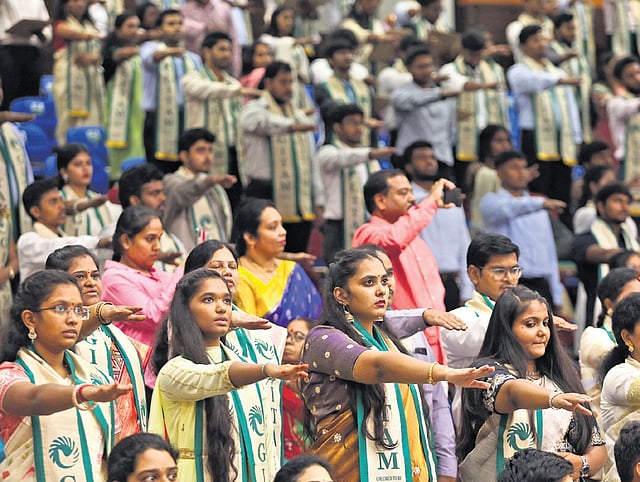 Students take an oath during the graduation ceremony at GITAM (Deemed to be University), Hyderabad