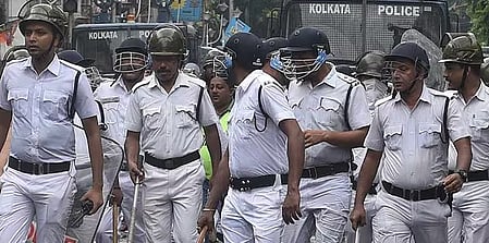 Teaching aspirants hold twin protests over ‘biased’ marking scheme, recruitment delay; clash with police in Kolkata