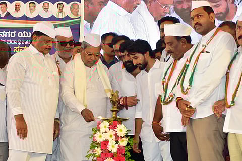 Chief Minister Siddaramaiah inaugurating Mysuru district Yuva congress installation ceremony at congress bhavan in Mysuru on Friday