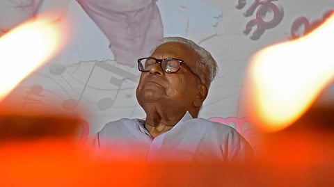 People saw in him their saviour. Someone who was patient enough to lend an ear to their woes, a politician who was never reluctant to take up their causes, an Opposition within his own party, a leader of the masses.
