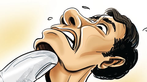 The principal too filed a complaint against the parents and the police have booked a case of criminal intimidation.