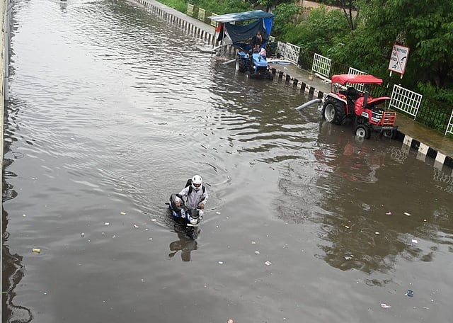 Residents were quick to vent their frustration online, blaming the so-called “four-engine government” for yet another monsoon failure.