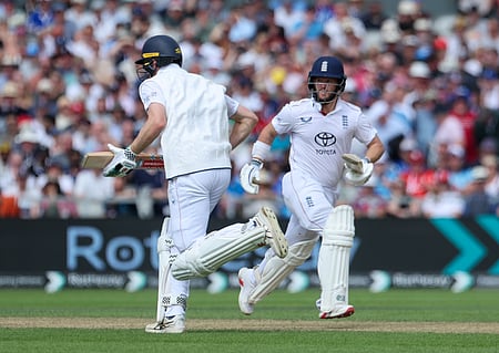 India offie Washington Sundar did not bowl till after 68 overs during England's first innings in Manchester 