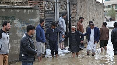 The floods also damaged infrastructure in the affected districts, killed livestock, and affected 1,800 families, worsening conditions in already vulnerable urban and rural communities.