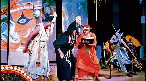 Chronicling the maya of folk tunes