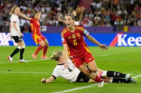 Spain's Patri Guijarro, center, celebrates after scoring her side's second goal during the Women's Euro 2025, group B, soccer match between Italy and Spain at Stadion Wankdorf in Bern, Switzerland, Friday, July 11, 2025.