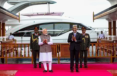 Prime Minister Narendra Modi  with Maldives President Mohamed Muizzu and his Cabinet.
