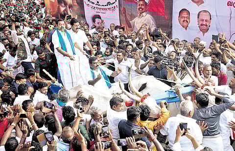 AIADMK general secretary Edappadi K Palaniswami is taking part in a campaign held recently at Tiruvarur 