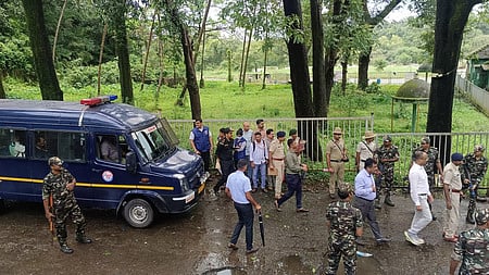 The SIT had conducted mahazar with Gowda at two spots at Banglegudde from where the skull produced as evidence in the court by the witness-complainant was picked up from.