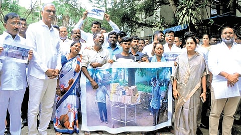 BRS leader T Harish Rao, along with the kin of Sigachi blast victims, stages a demonstration at the collectorate, demanding `1 crore ex gratia  for the victims
