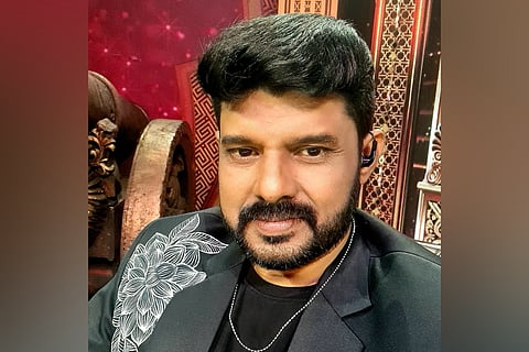 According to the police, no suspicious items were found in his room. His body, currently kept at SD Tata Hospital in Chottanikkara, will be handed over to his family after the autopsy on Saturday.