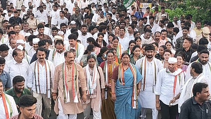 TPCC President Mahesh Kumar Goud, AICC State in charge Meenakshi Natarajan and Minister Dhanasari Anasuya during the Janahitha padayatra.