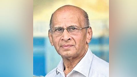 Dr Ryru, who did his MBBS from Kozhikode Medical College, worked briefly in a hospital in Kannur, and thereafter opened a clinic in Talap, where he served the community for 35 years before moving to Thana. 