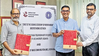 Officials at the MoU-signing event.
