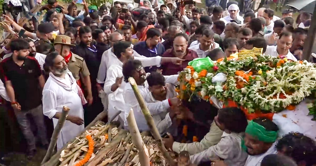 Shibu Soren, Jharkhand Leader, Cremated with State Honors in Nemra