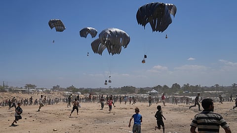 Record 383 aid workers killed in 2024, says UN