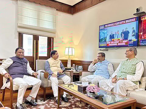 Union Minister Pralhad Joshi in discussion with Majhi, Pradhan and Singh Deo